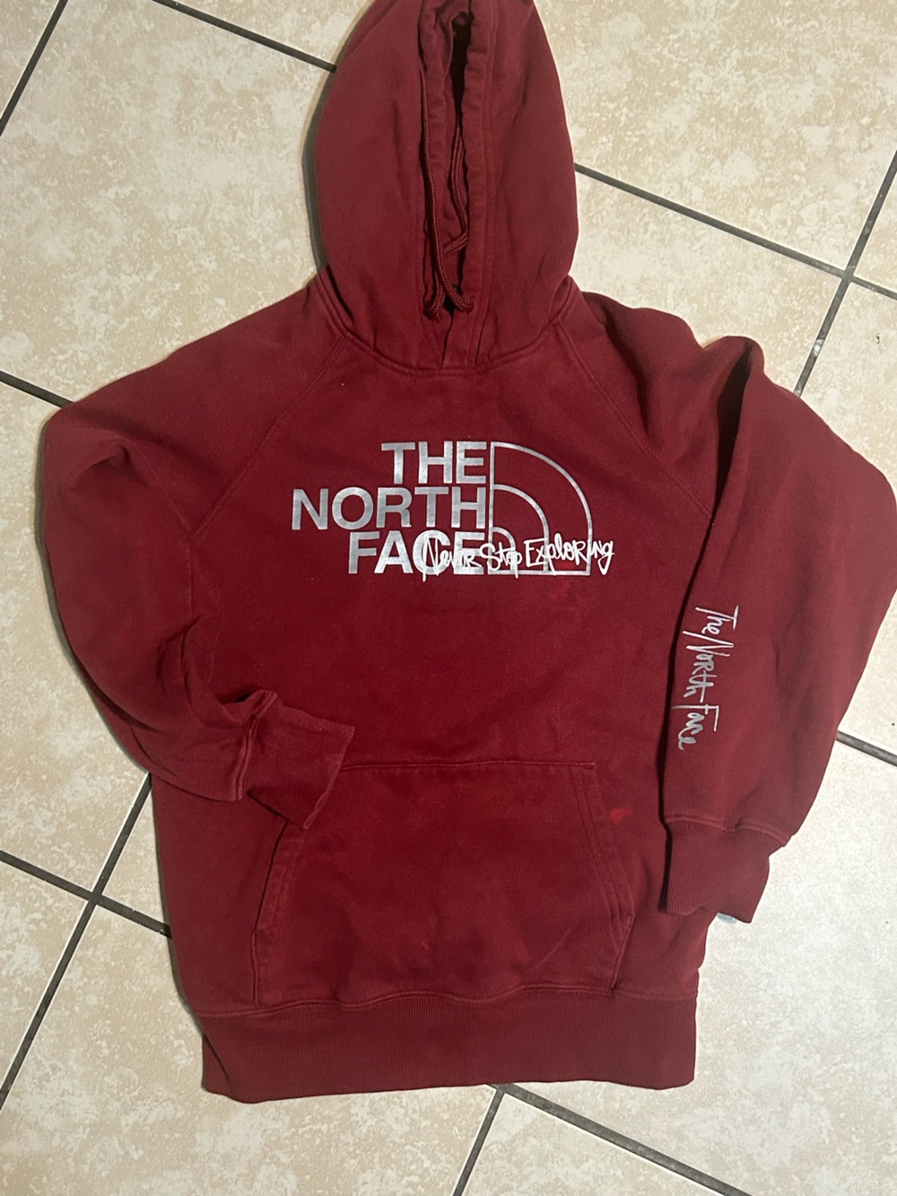 The North Face women’s hoodie Burgundy Crewneck Logo Sweatshirt